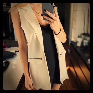 Topshop Long Sleeveless Blazer Size 2-4